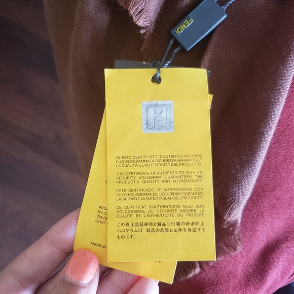 Fendi Blanket Scarf Authentic - Picture 5 of 5